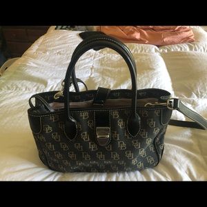 Dooney & Bourke Handbag